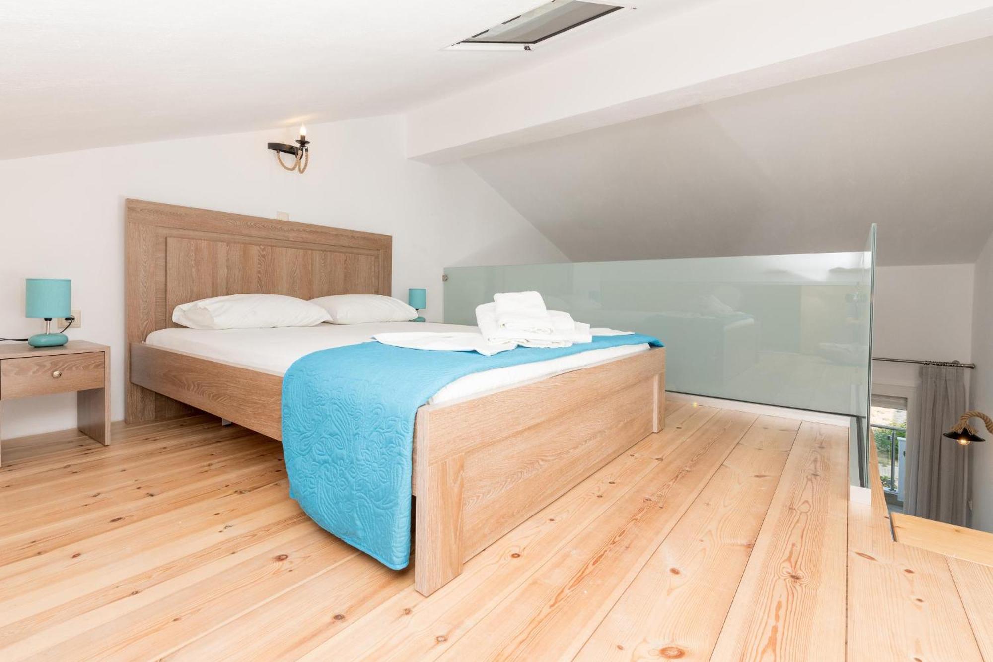 Artemis Beach Apartments Hriszí Amudiá Kültér fotó
